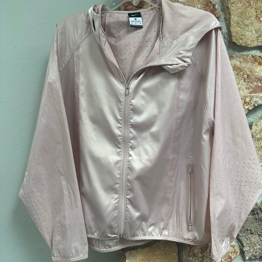 Nike Women's Blush Pink Hooded Windbreaker